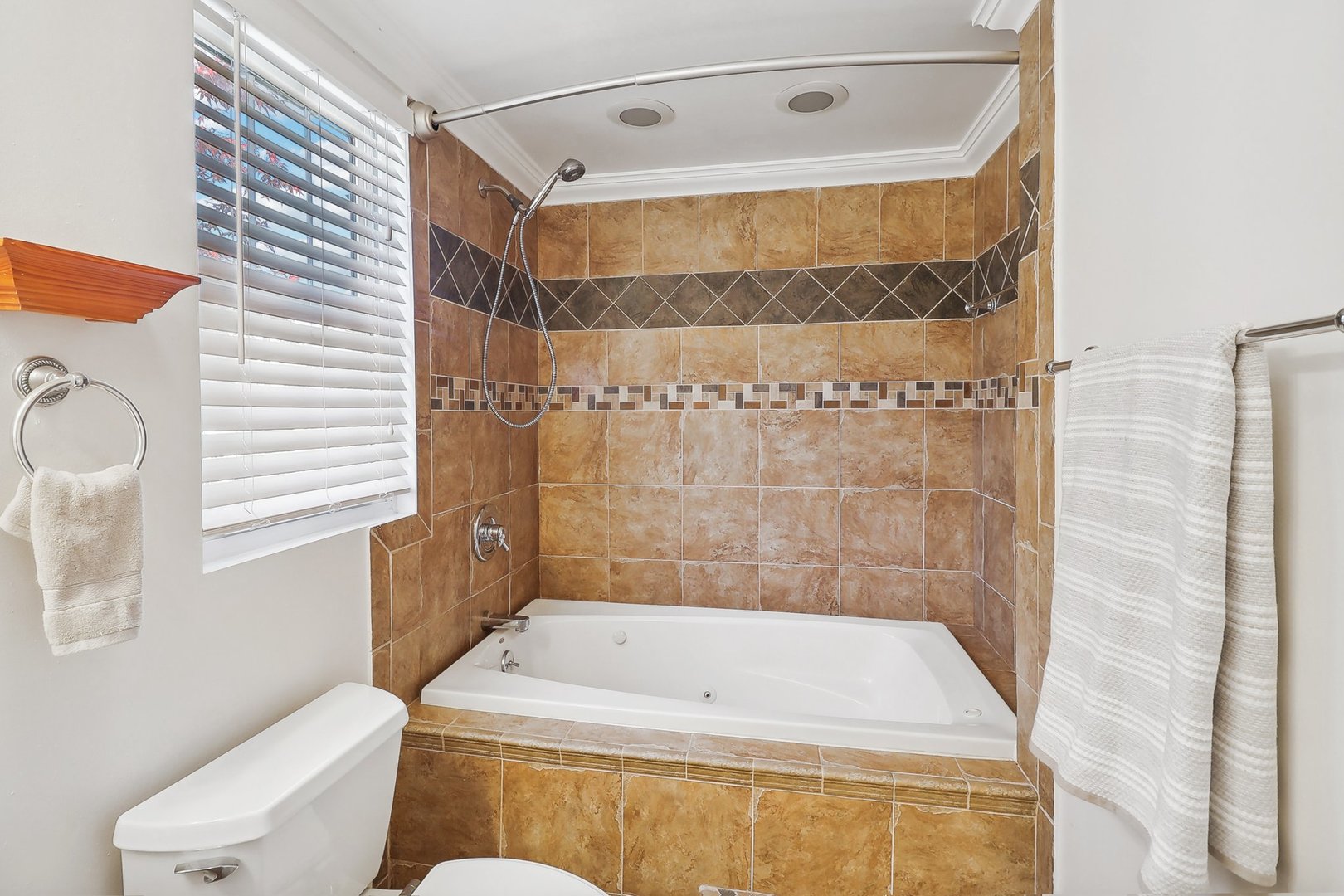 7320 Hamilton Avenue Burr Ridge, IL 60527 - Photo 24 of 56 Gallery Image 24