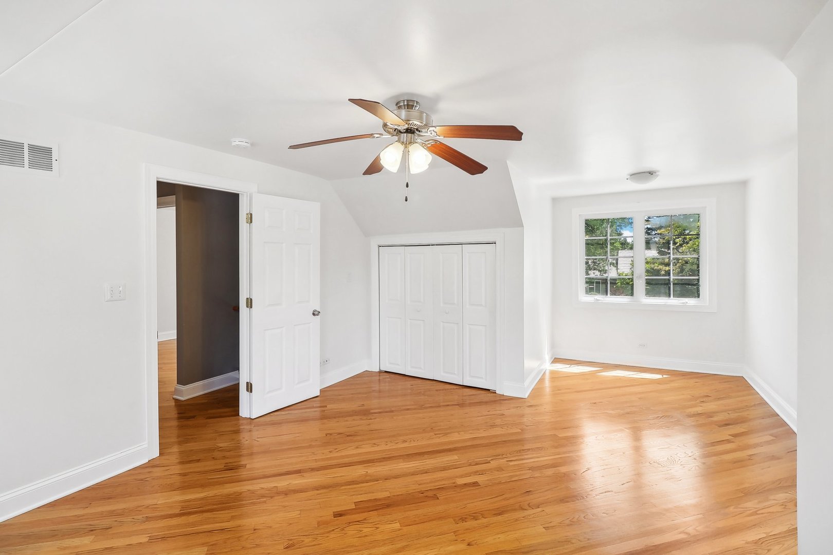 7320 Hamilton Avenue Burr Ridge, IL 60527 - Photo 28 of 56 Gallery Image 28