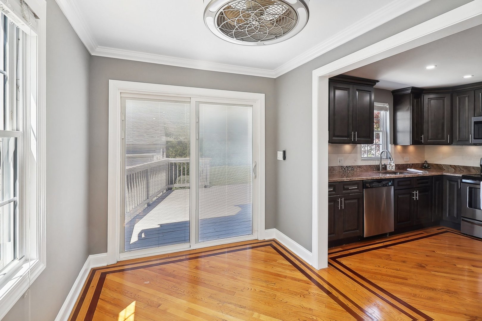 7320 Hamilton Avenue Burr Ridge, IL 60527 - Photo 10 of 56 Gallery Image 10