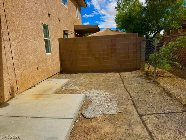 $1,400 | 1040 Pahrump Valley Boulevard, Unit 3, Pahrump, NV 89048