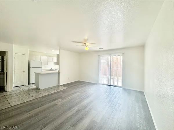 $1,400 | 1040 Pahrump Valley Boulevard, Unit 3, Pahrump, NV 89048