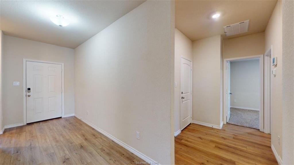 5219 Montague Loop Bryan, TX 77807 - Photo 20 of 36