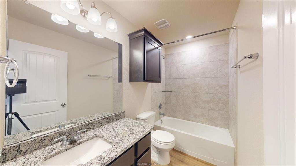 5219 Montague Loop Bryan, TX 77807 - Photo 31 of 36