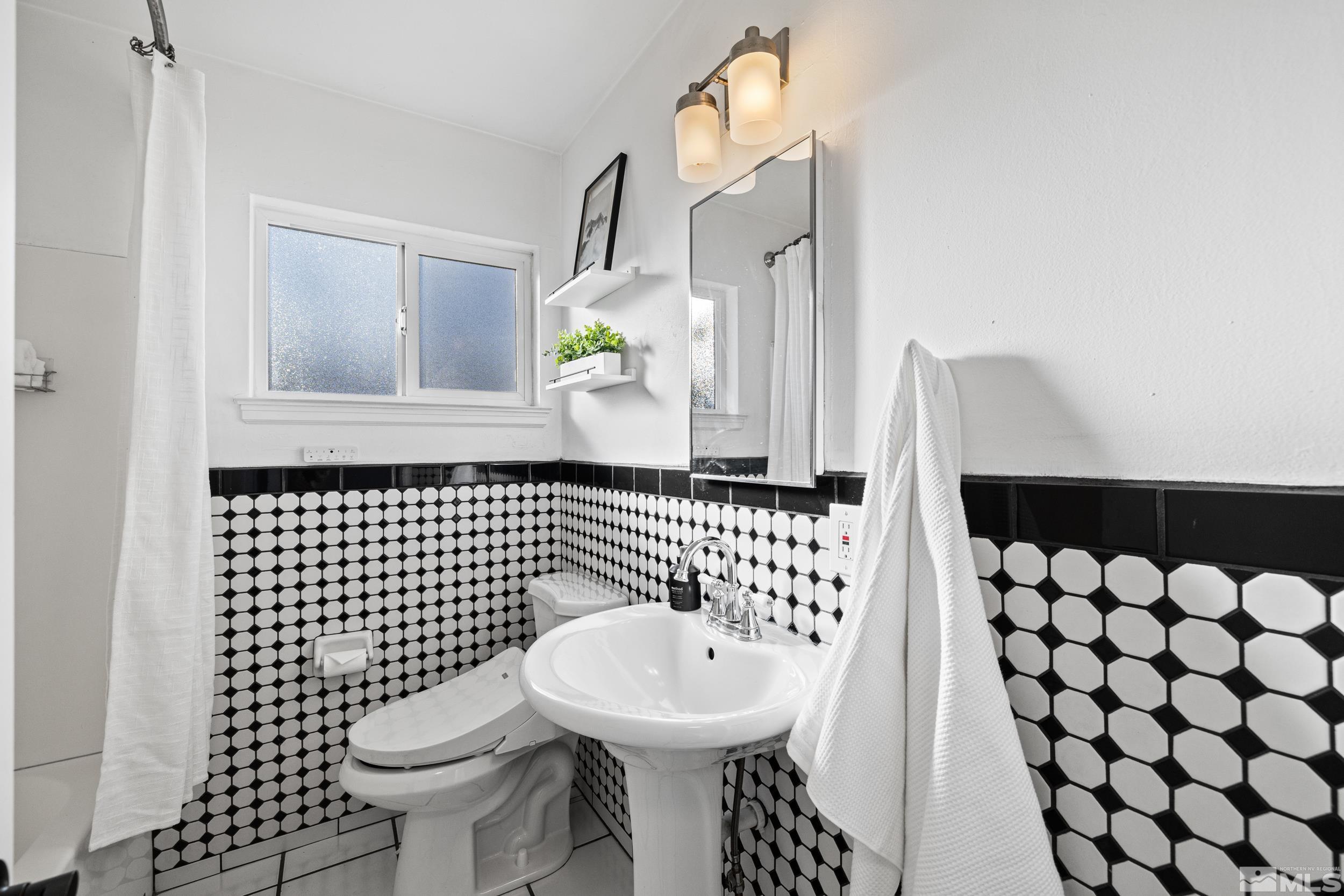 1570 Vulgamore Place Reno, NV 89509 - Photo 21 of 39 Photo 21
