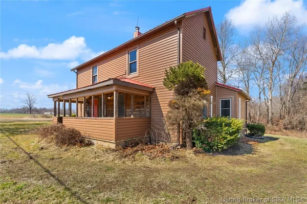 $225,000 | 19017 Clapp Road, Marysville, IN 47141