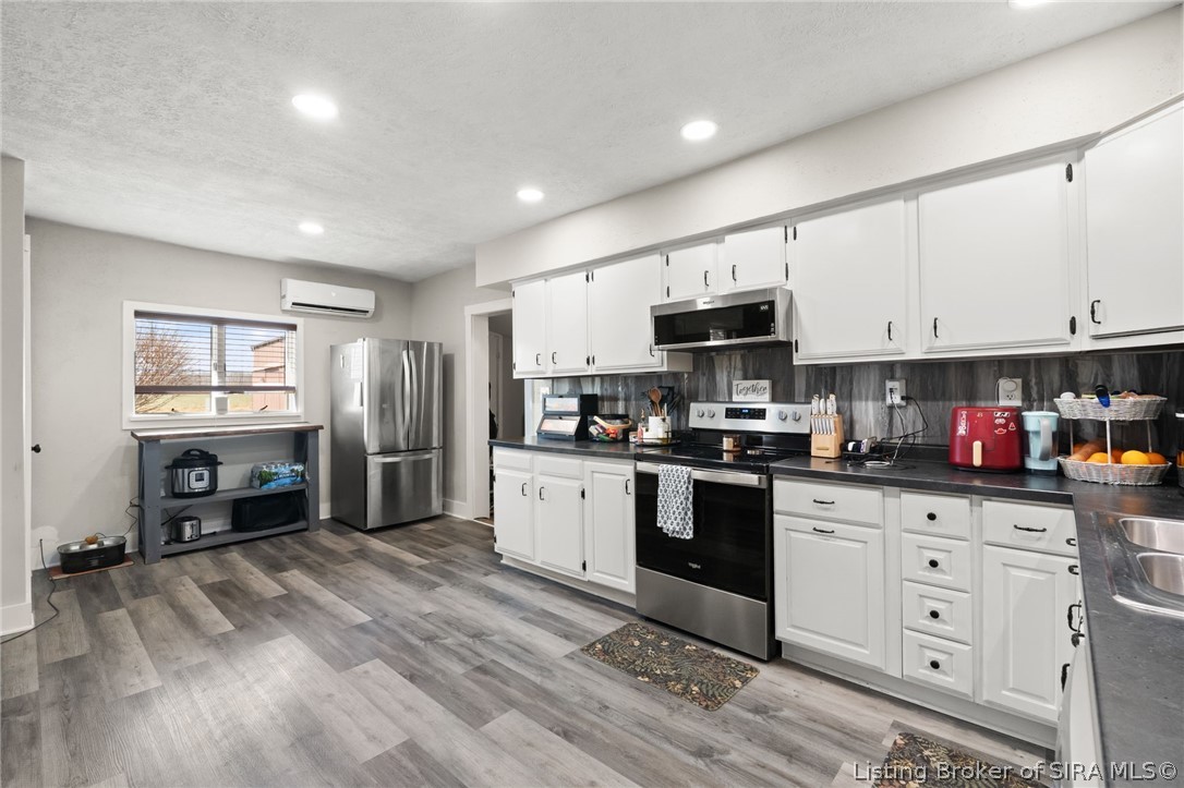 19017 Clapp Road Marysville, IN 47141 - Photo 18 of 38