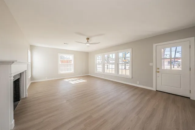 $594,900 | 100 Crestwood Drive, Fort Worth, TX 76107