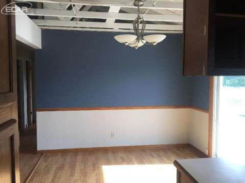 8168 Hartland Road Fenton, MI 48430 - Photo 9 of 19 20443969-8.JPG