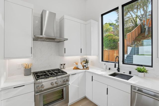 $2,795,000 | 275 41st Avenue, San Mateo, CA 94403