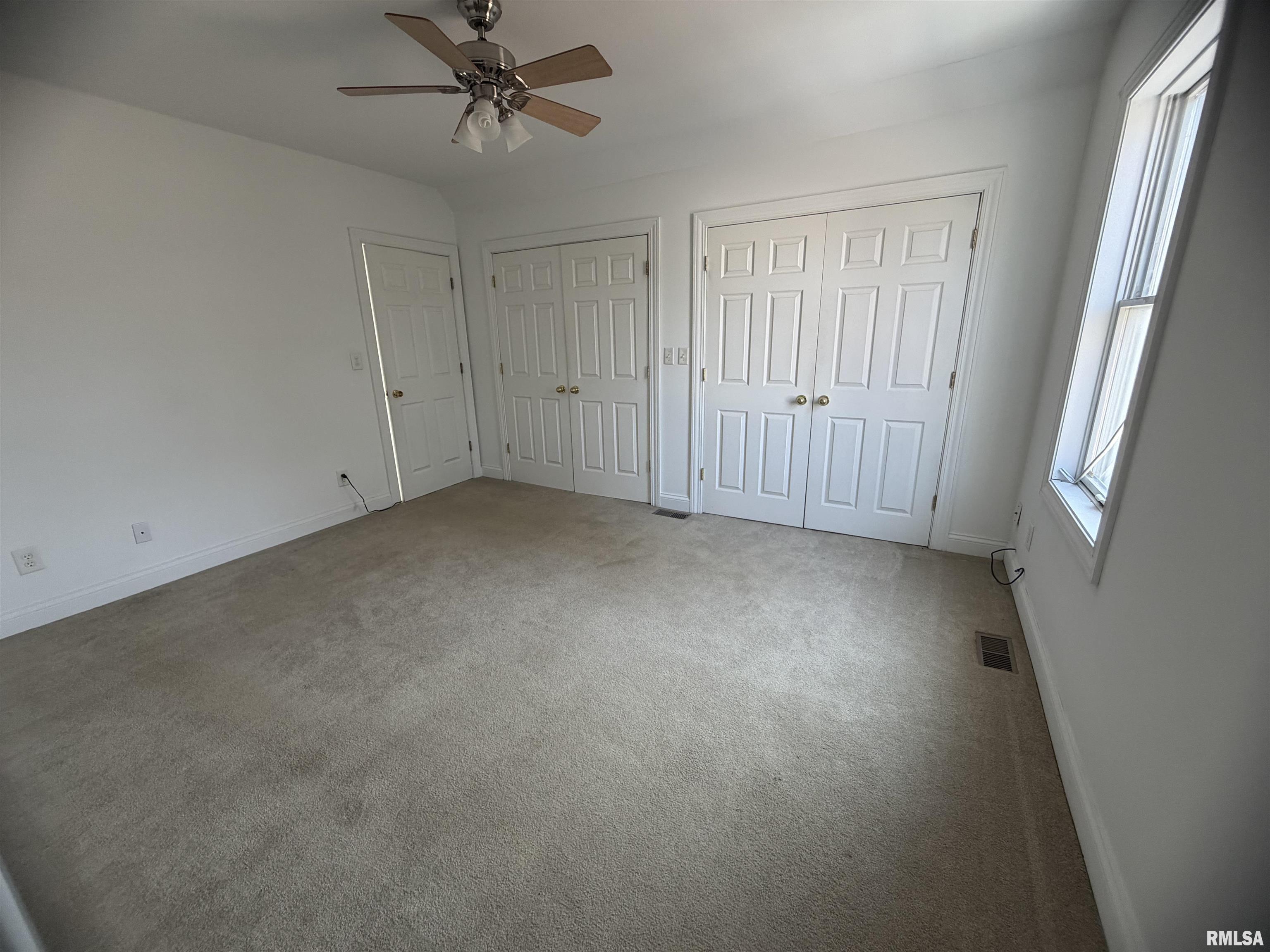121 East Court Street Farmington, IL 61531 - Photo 16 of 19