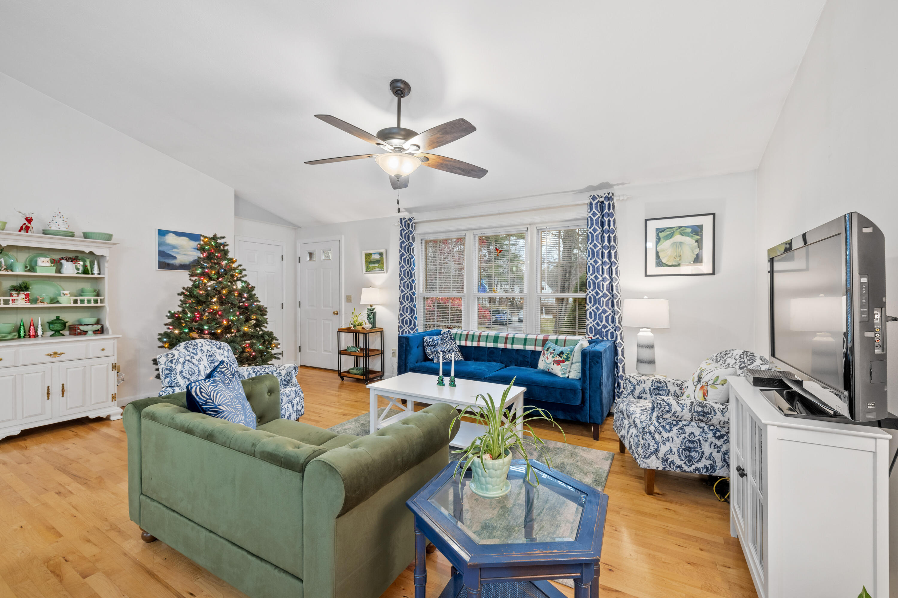 48 Hillview Avenue Saco, ME 04072 - Photo 12 of 32 3G0A8640