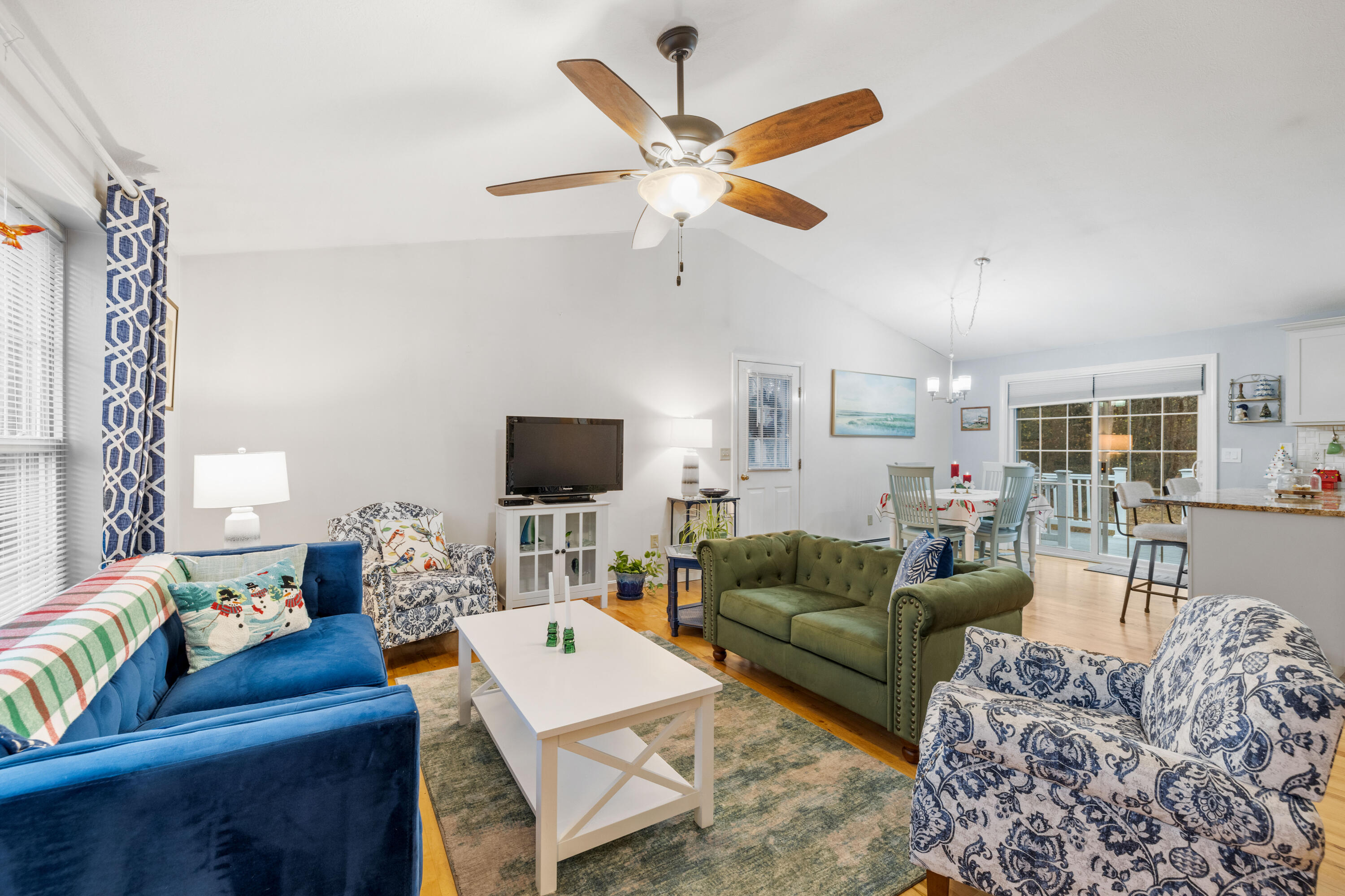 48 Hillview Avenue Saco, ME 04072 - Photo 13 of 41 3G0A8652