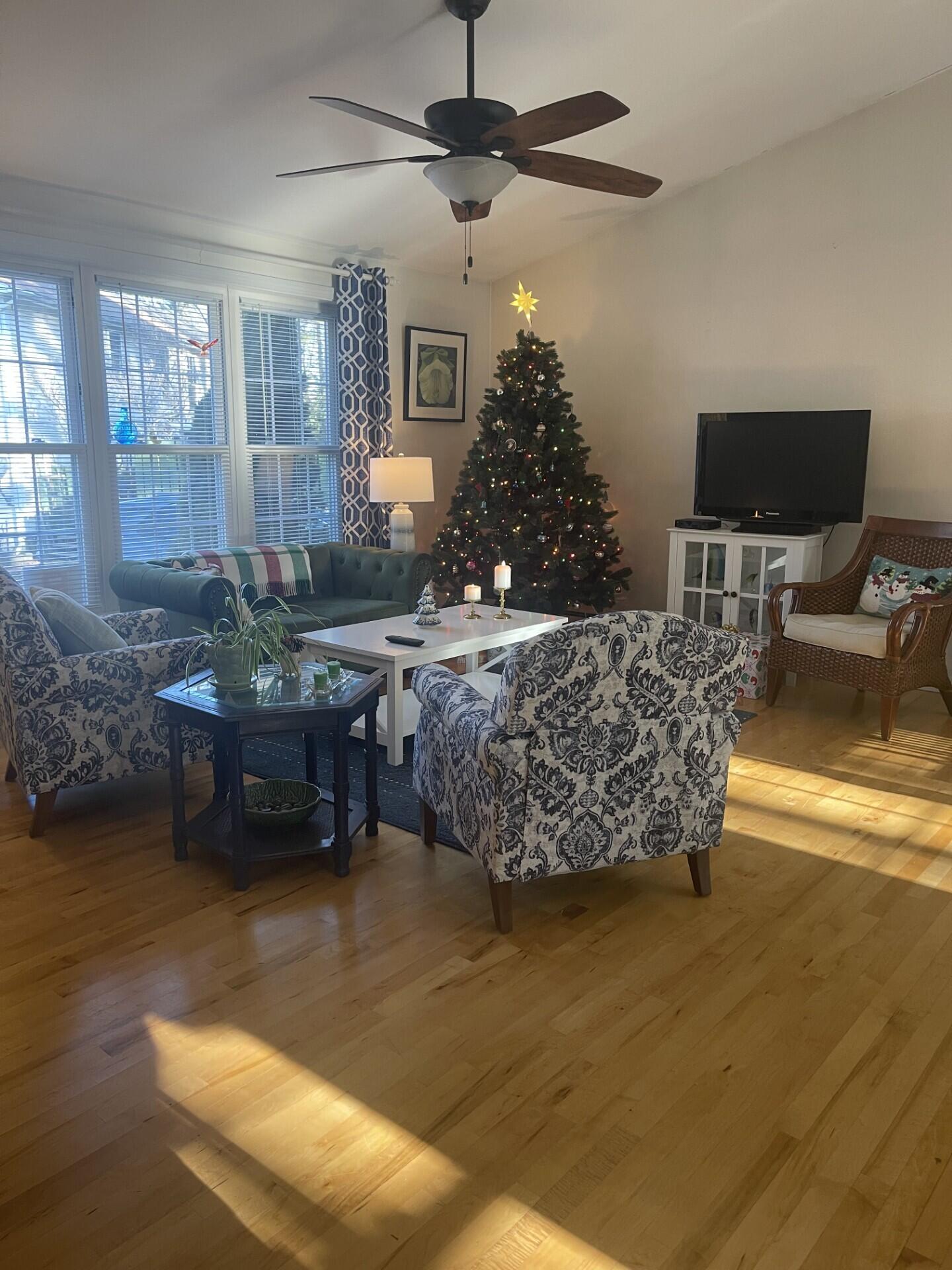 48 Hillview Avenue Saco, ME 04072 - Photo 14 of 41 LVretake