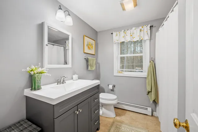 $549,000 | 48 Hillview Avenue, Saco, ME 04072