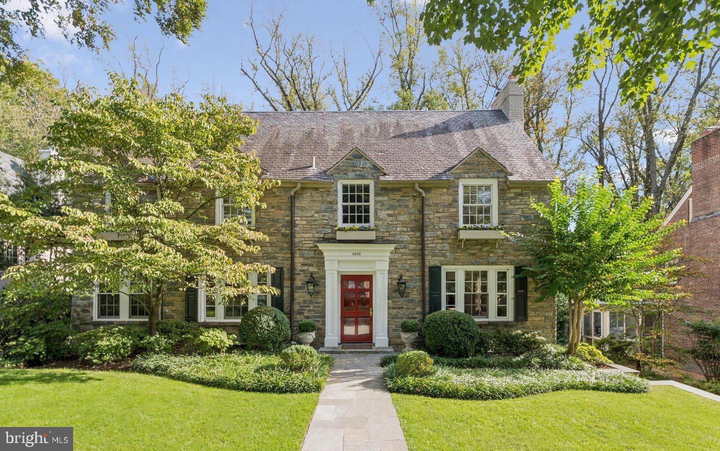 Welcome to 4956 Quebec Street NW