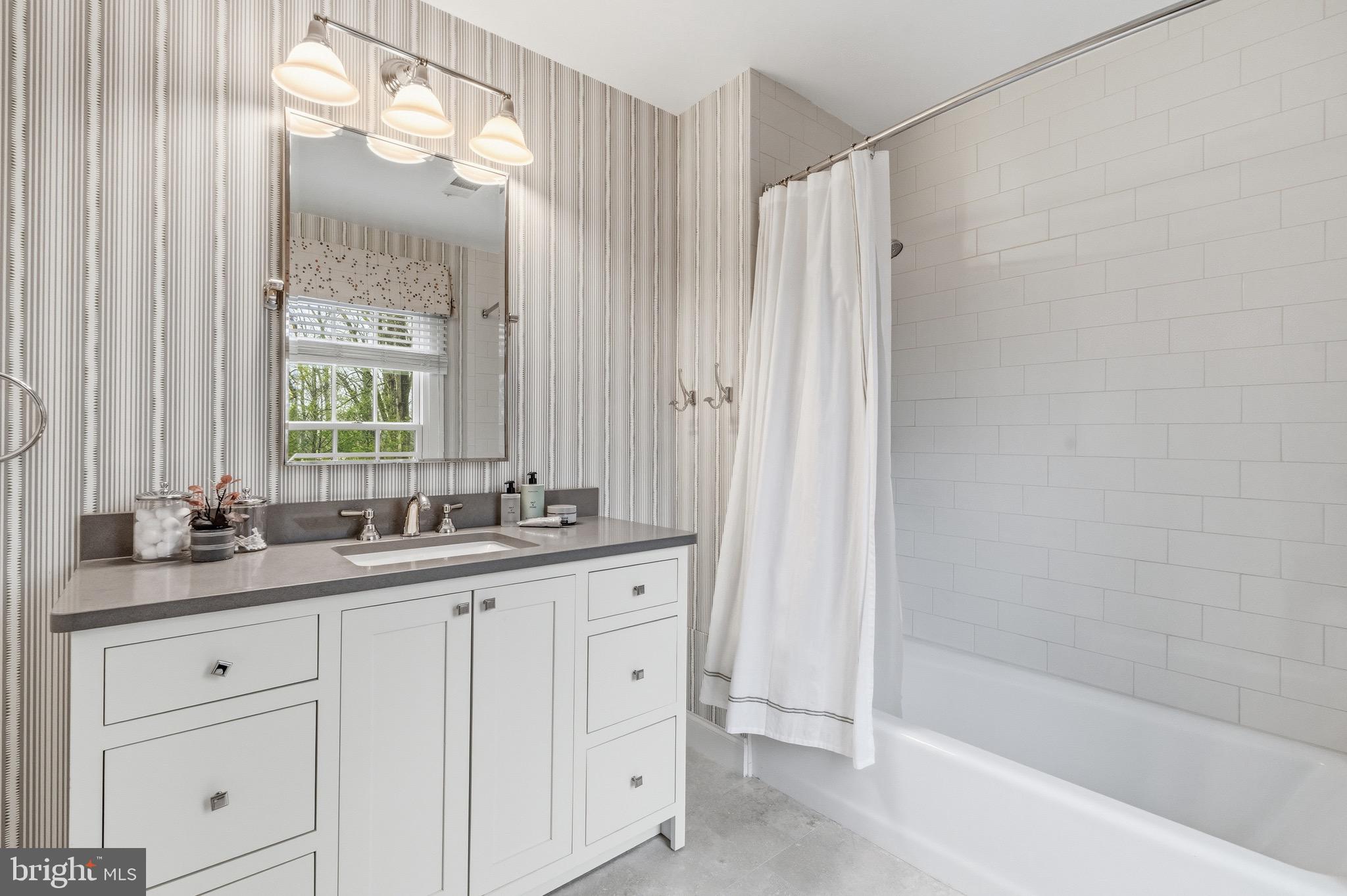 4956 Quebec Street Northwest Washington, DC 20016 - Photo 26 of 34 Bathroom #2