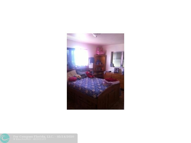 240 Northeast 27th Street Pompano Beach, FL 33064 - Photo 3 of 17 Bedroom