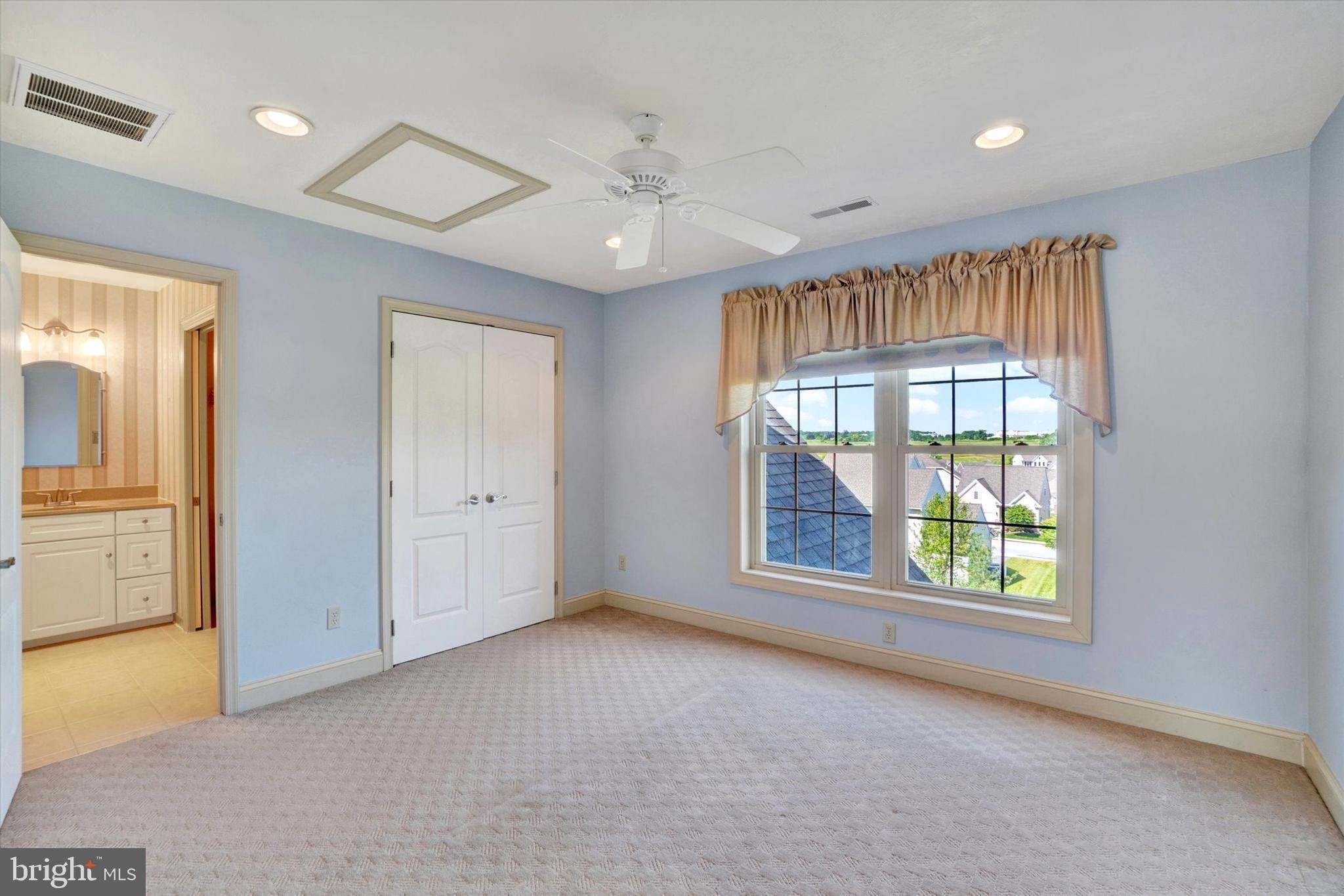 639 Chestnut Hill Road York, PA 17402 - Photo 29 of 51 Additional Bedroom w/Private Access to Hall Bath