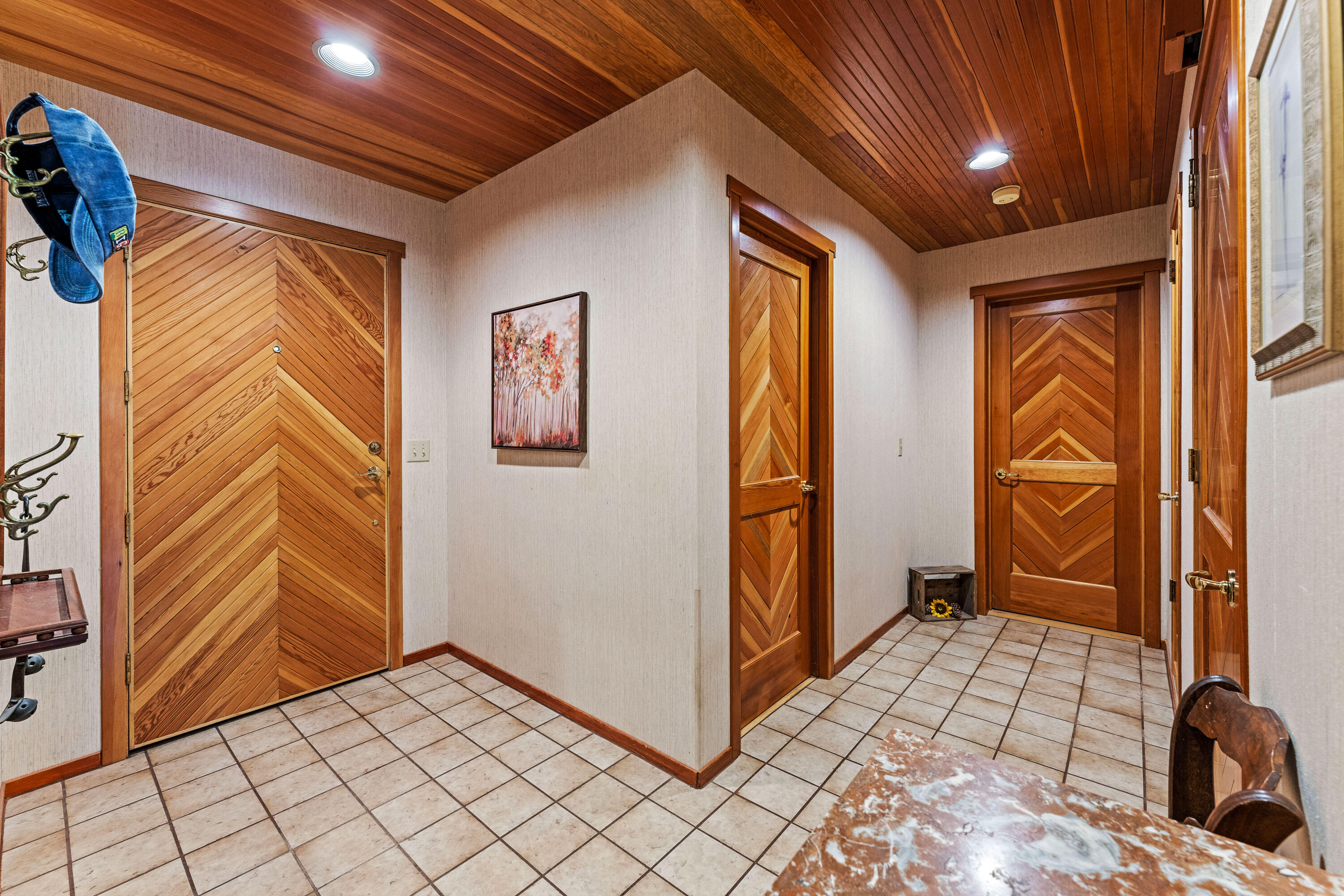 591 Bolt Mountain Road Grants Pass, OR 97527 - Photo 21 of 51 INT-14