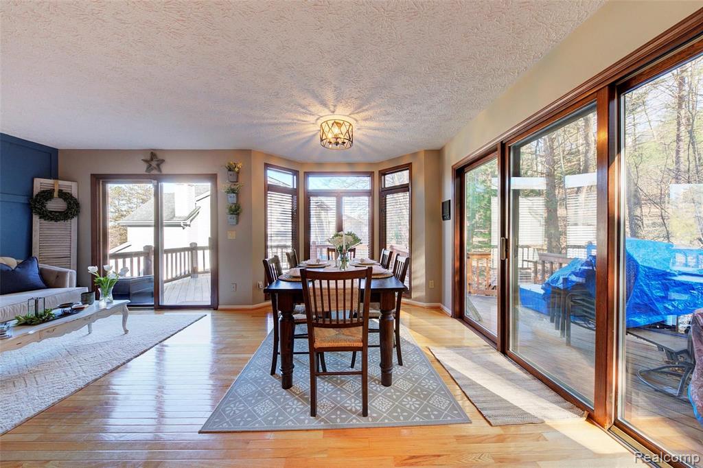6577 Ridgeview Drive Clarkston, MI 48346 - Photo 17 of 44