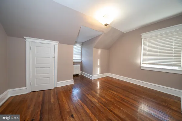 $2,800 | 709 East 20th Street, Chester, PA 19013