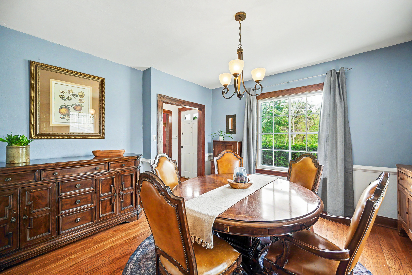 273 Geneva Road Glen Ellyn, IL 60137 - Photo 14 of 38 Gallery Image 14