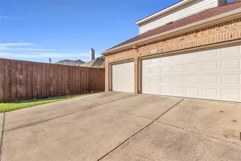 $3,800 | 12560 Mill Run Drive, Frisco, TX 75035