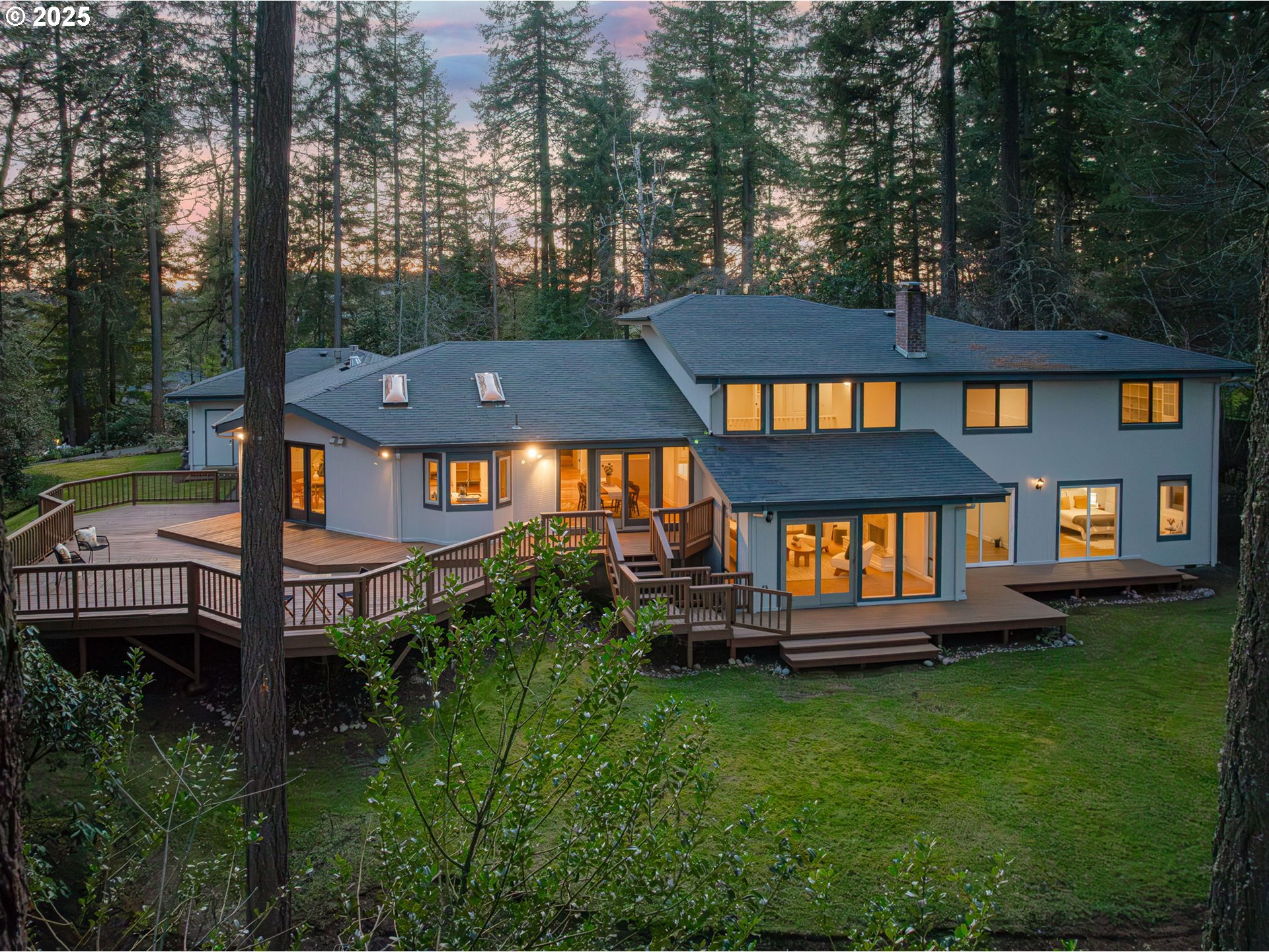 3835 Spring Boulevard Eugene, OR 97405 - Photo 2 of 48