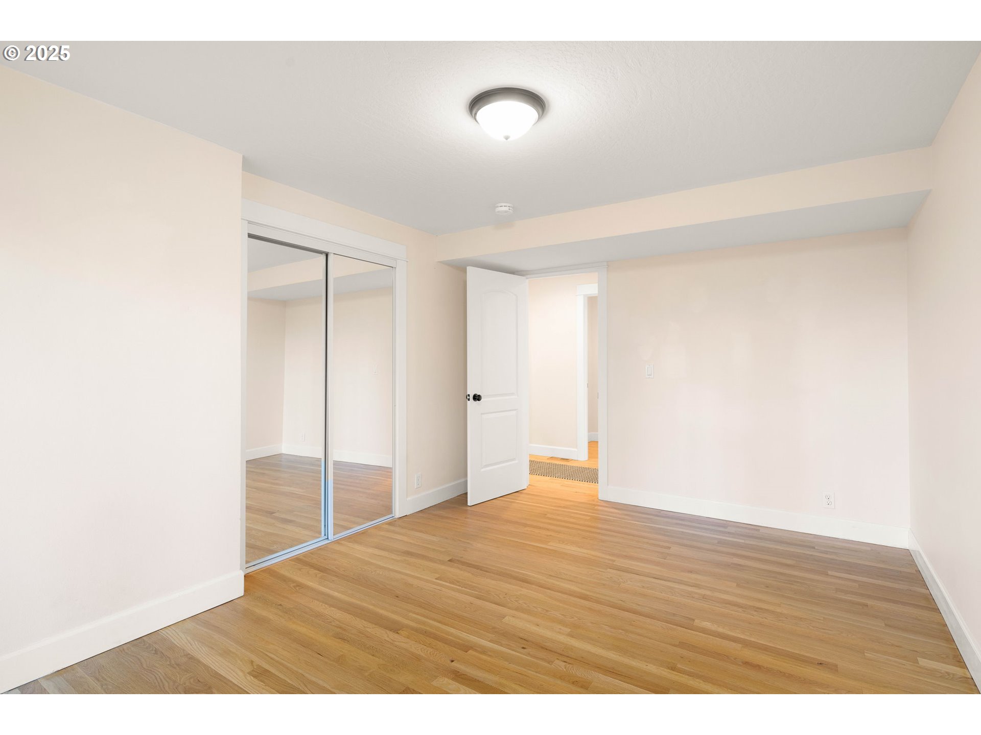 3835 Spring Boulevard Eugene, OR 97405 - Photo 40 of 48