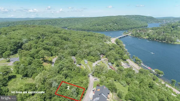 $199,900 | 2 Overlook Ridge Drive, Oakland, MD 21550