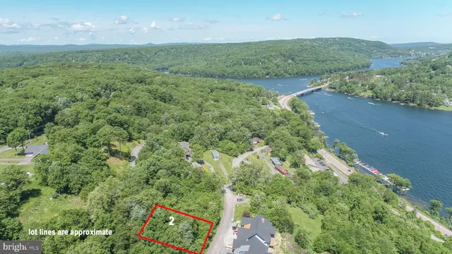 $199,900 | 2 Overlook Ridge Drive, Oakland, MD 21550