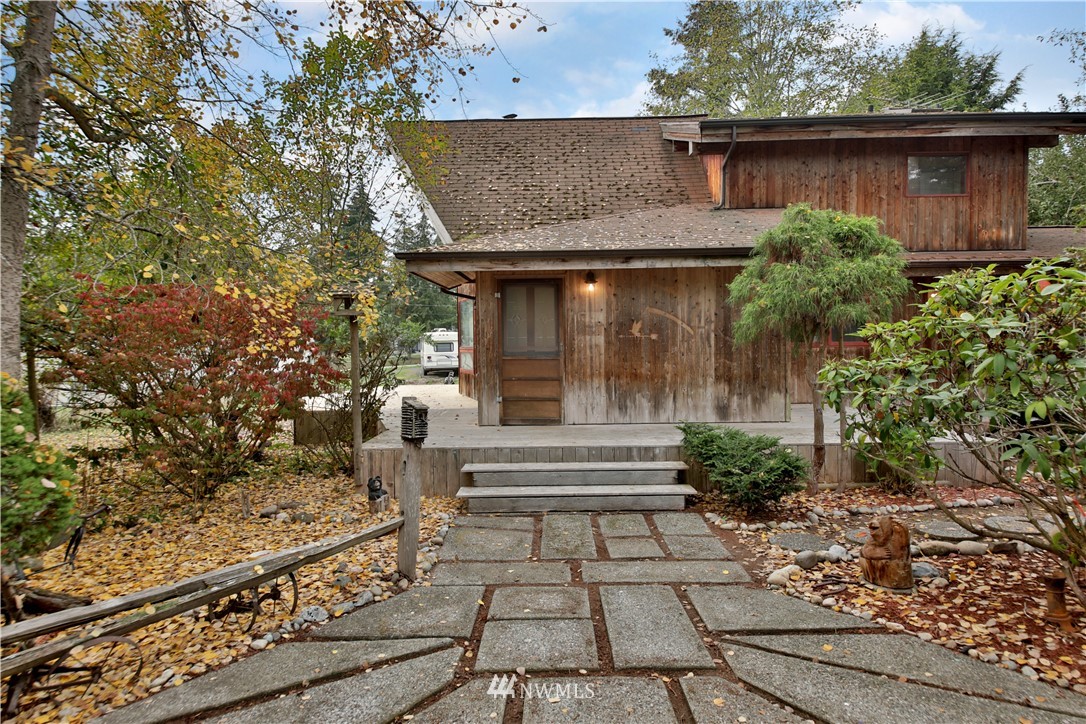 5271 Bounty Loop Freeland, WA 98249 - Photo 1 of 21 Gallery Image 1