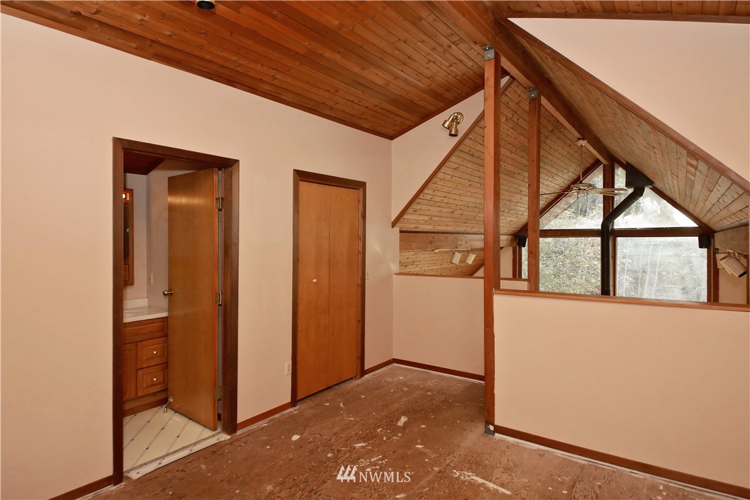 5271 Bounty Loop Freeland, WA 98249 - Photo 13 of 21 Gallery Image 13