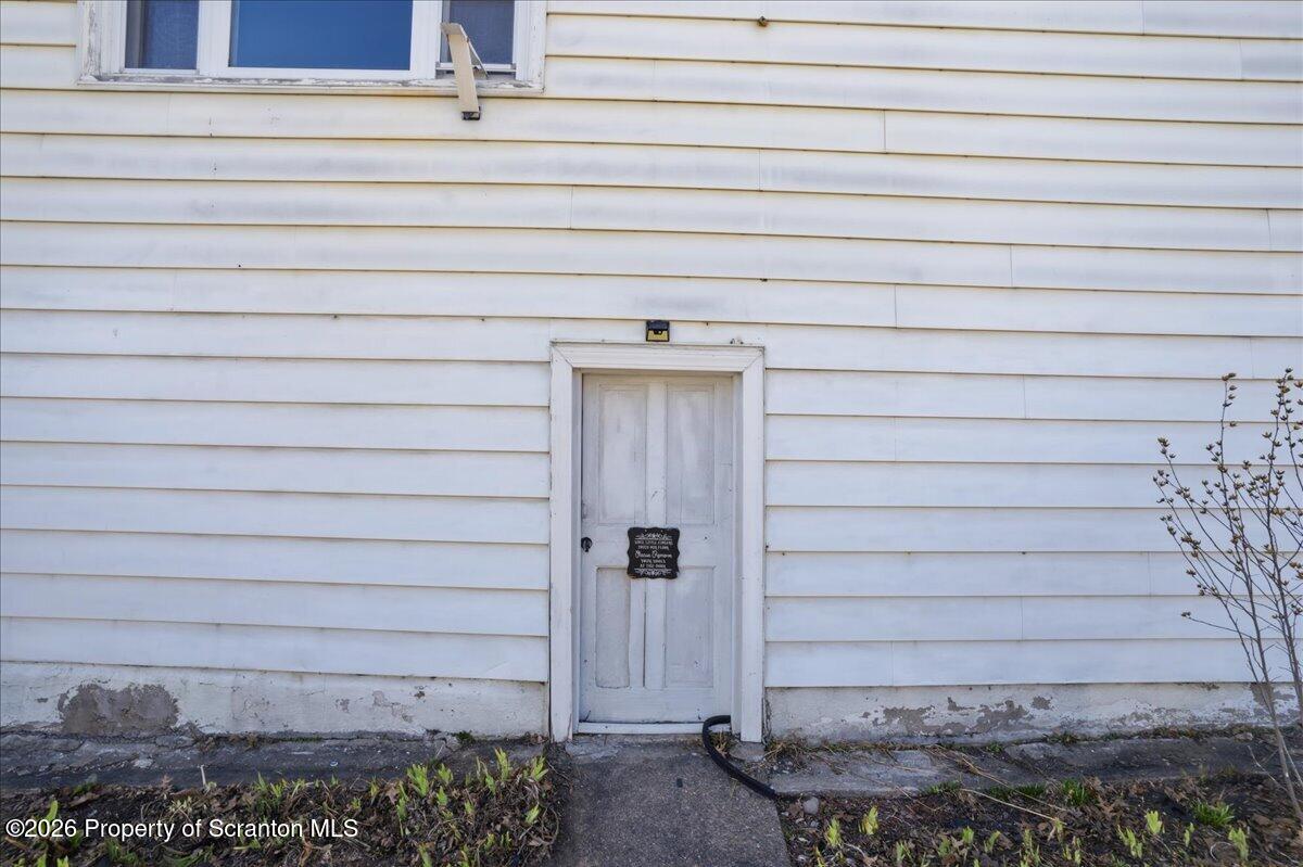 227 Reese Street Scranton, PA 18508 - Photo 40 of 56 a view of door