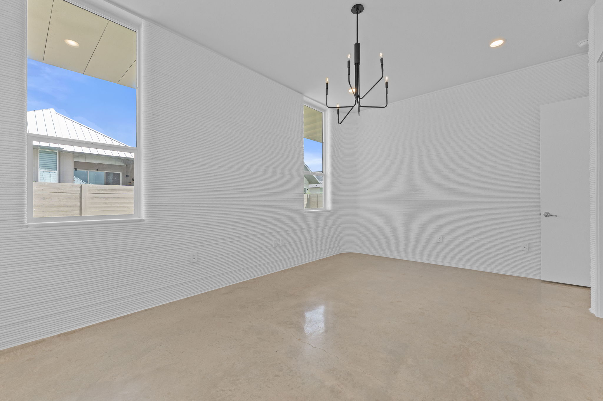 109 Rough Crk Road Georgetown, TX 78628 - Photo 7 of 33