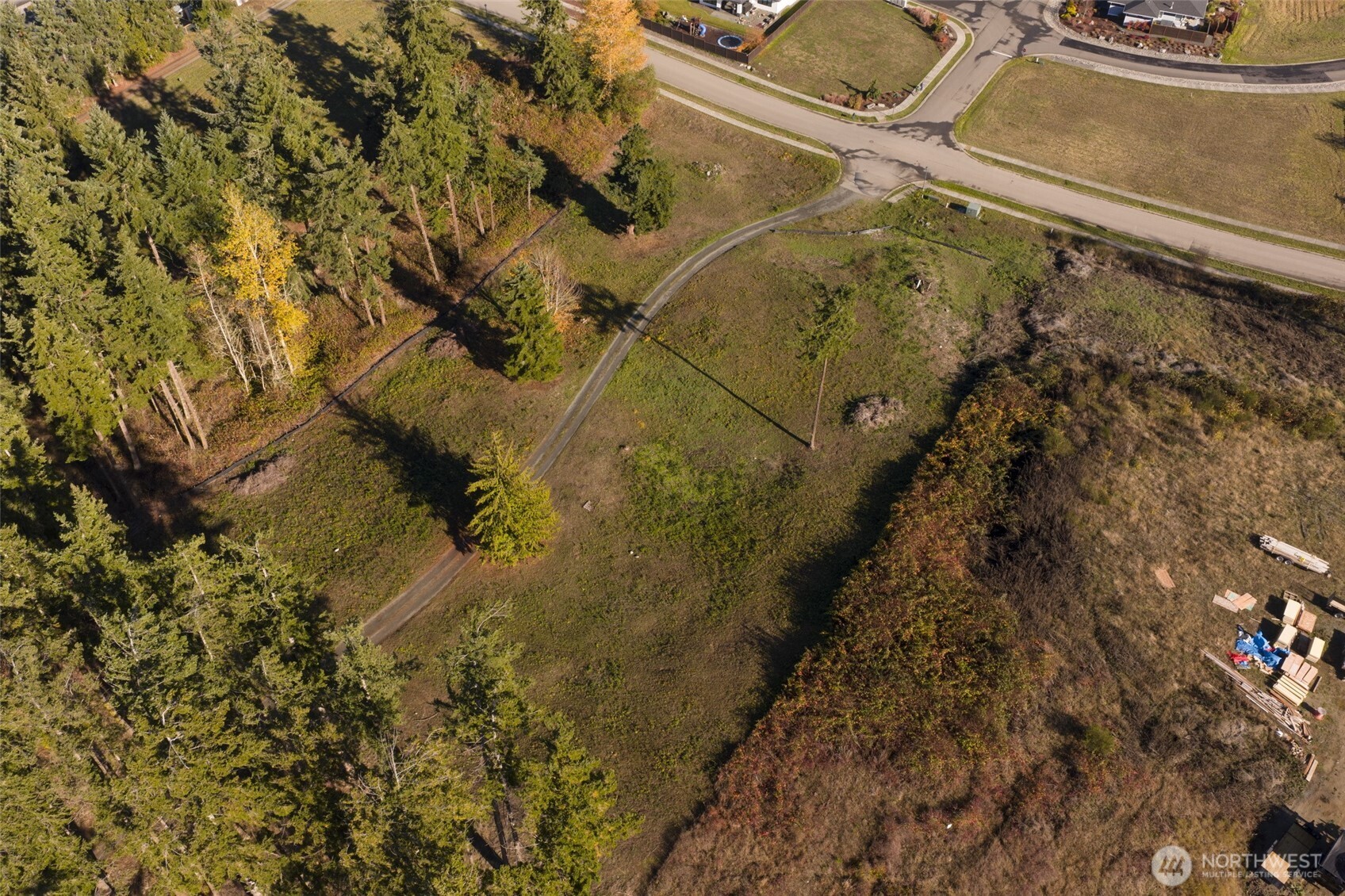 391 Keeler Road Sequim, WA 98382 - Photo 20 of 25 a view of a yard