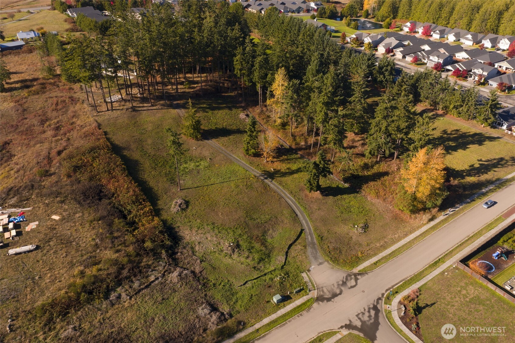 391 Keeler Road Sequim, WA 98382 - Photo 24 of 25 a view of swimming pool