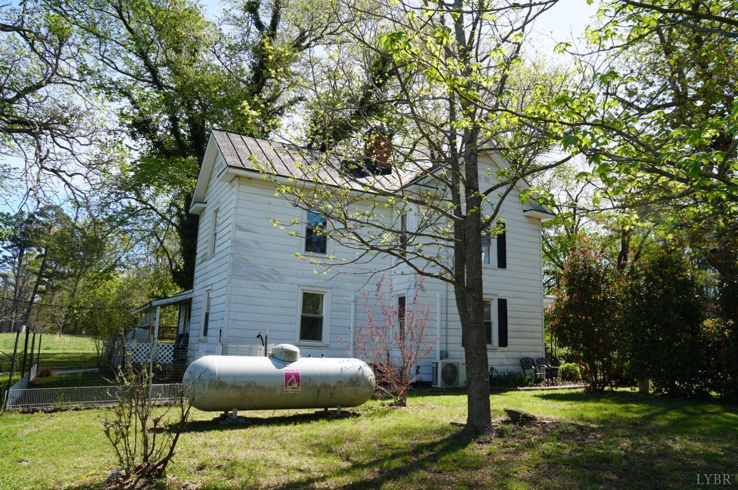 10188 Stage Coach Road Gretna, VA 24557 - Photo 33 of 56