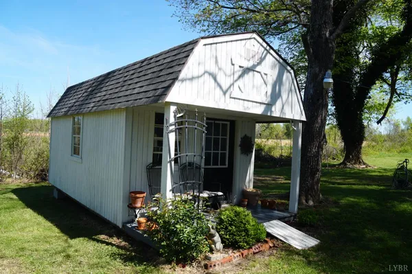 $269,900 | 10188 Stage Coach Road, Gretna, VA 24557