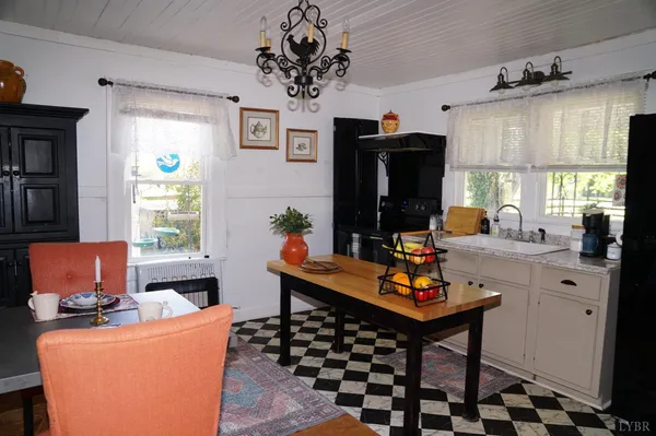 $269,900 | 10188 Stage Coach Road, Gretna, VA 24557