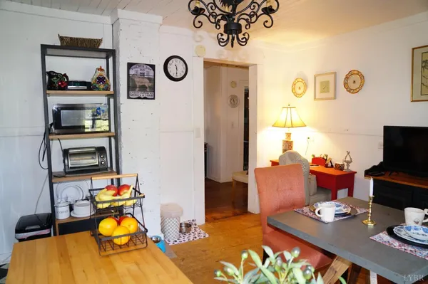 $269,900 | 10188 Stage Coach Road, Gretna, VA 24557