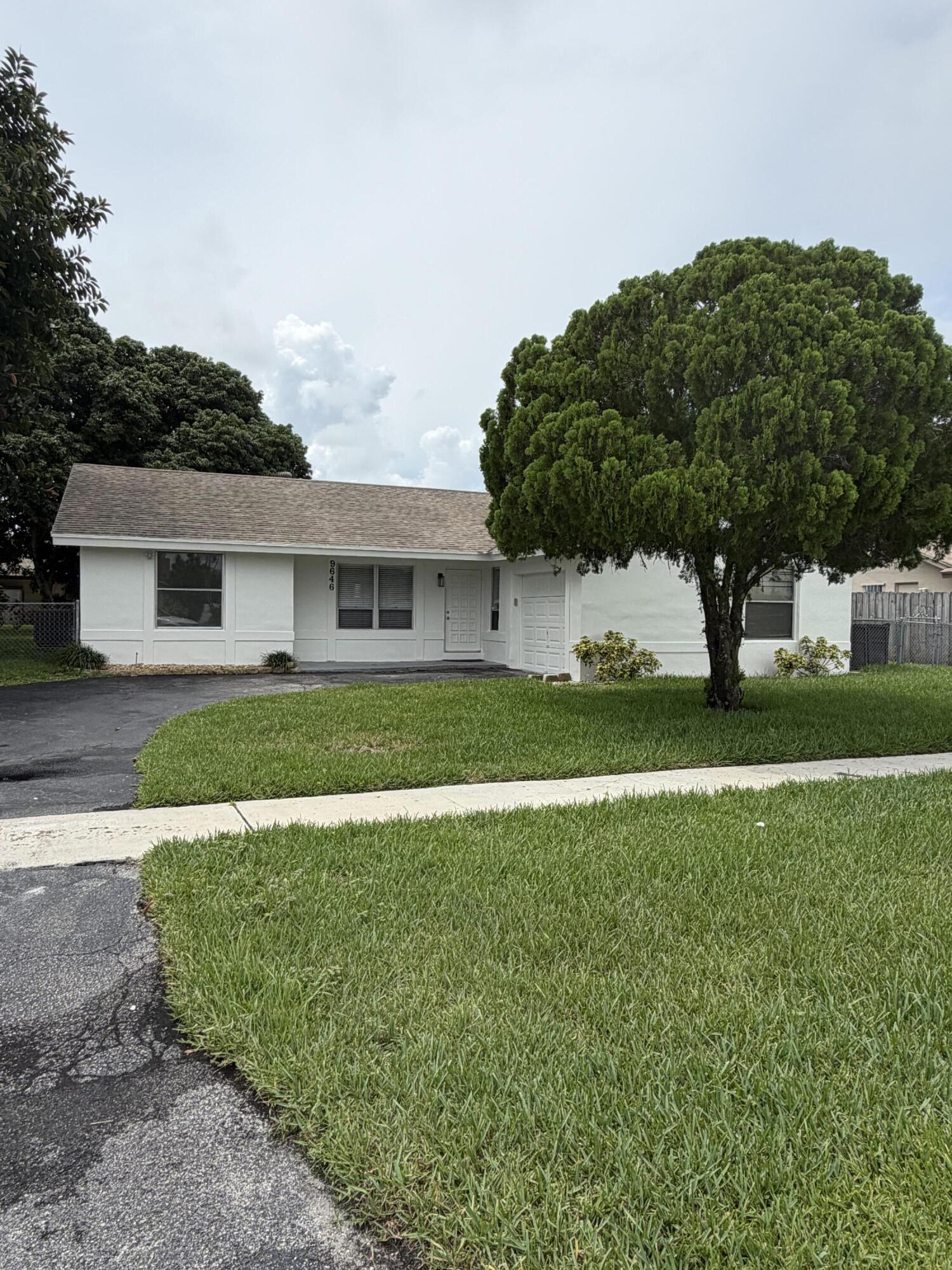 9646 Ohio Place Boca Raton, FL 33434 - Photo 16 of 20 IMG_3198
