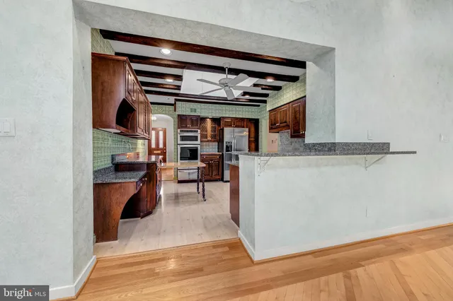 $1,290,000 | 4900 Yorktown Boulevard, Arlington, VA 22207