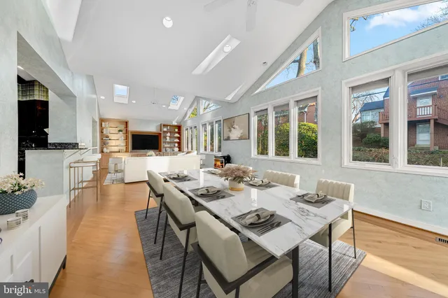 $1,290,000 | 4900 Yorktown Boulevard, Arlington, VA 22207