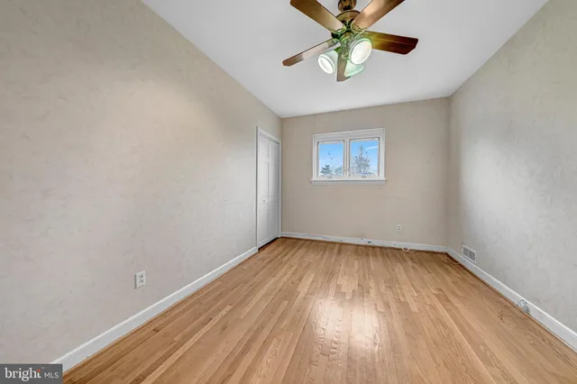 $1,290,000 | 4900 Yorktown Boulevard, Arlington, VA 22207