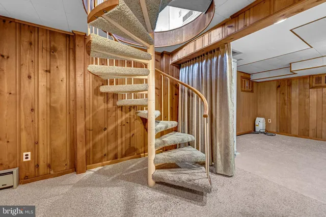 $1,290,000 | 4900 Yorktown Boulevard, Arlington, VA 22207