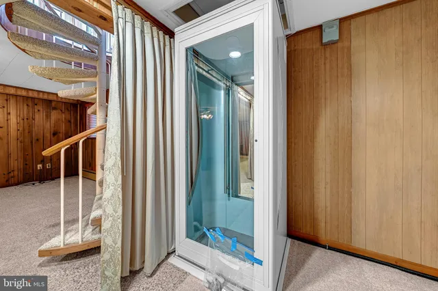 $1,290,000 | 4900 Yorktown Boulevard, Arlington, VA 22207