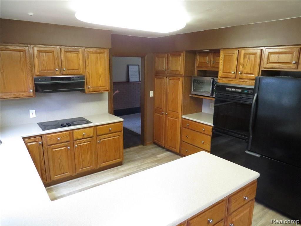 6075 Lahring Road Linden, MI 48451 - Photo 37 of 60 IMG_9089.JPG