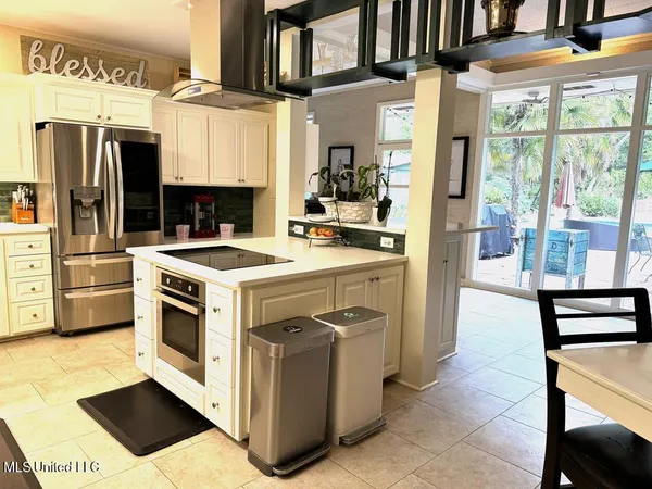 $379,000 | 102 Dana Road, Natchez, MS 39120