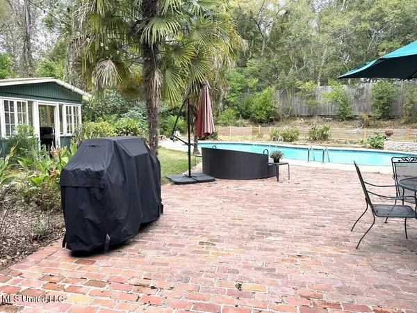 $379,000 | 102 Dana Road, Natchez, MS 39120